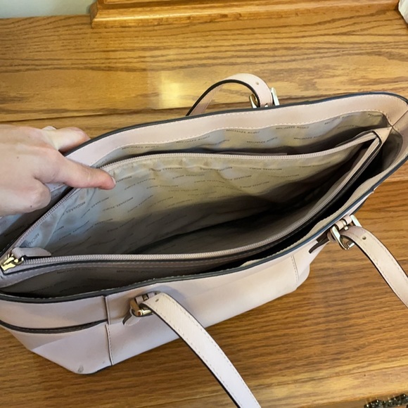 Blush Pink MK purse - Picture 5 of 11